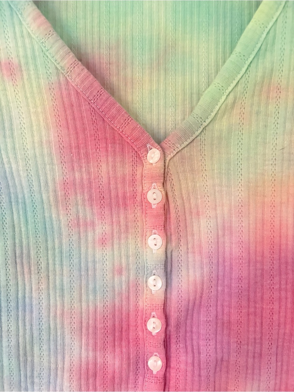 Tie-Dye Ribbed Button-Front Crop Top - Picture 2 of 6